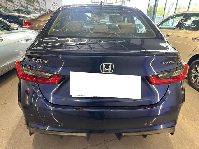 https://images10.gaadi.com/usedcar_image/4620269/original/processed_9ea451edb26927884cefca19dbbe7bbf.jpg?imwidth=6401