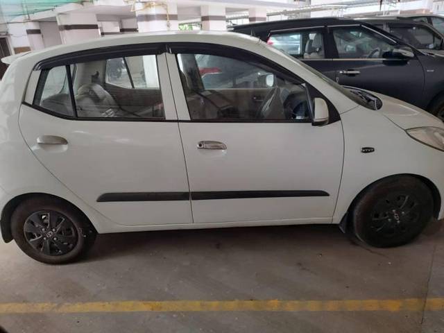 https://images10.gaadi.com/usedcar_image/4620293/original/processed_9202df3a-98b3-4fdc-b9b6-d4d1a6e281ea.jpg?imwidth=6401