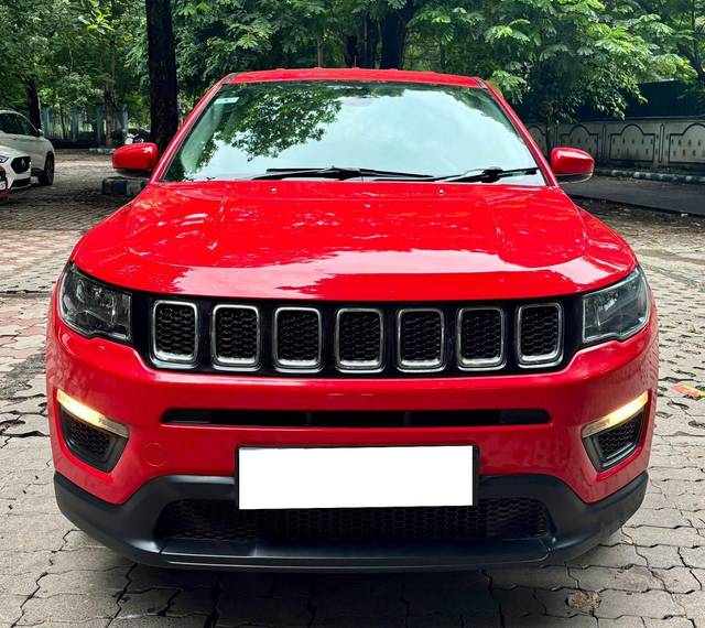 https://images10.gaadi.com/usedcar_image/4620334/original/processed_09e2cd3c53acc1e4b95110360e65362c.jpeg?imwidth=6400