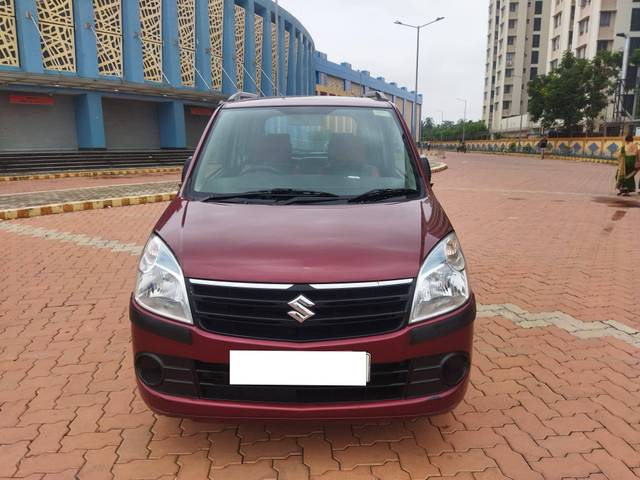https://images10.gaadi.com/usedcar_image/4620362/original/processed_fbbf4881553857466b756ebbd9df6fac.jpg?imwidth=6400
