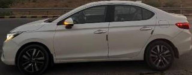 https://images10.gaadi.com/usedcar_image/4620404/original/processed_2e049b31-6875-466e-bec0-bde59524f0ea.jpg?imwidth=6402
