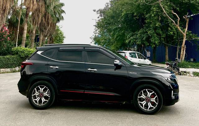https://images10.gaadi.com/usedcar_image/4620405/original/processed_7c5876dc982bc4a29565516539522701.jpg?imwidth=6401