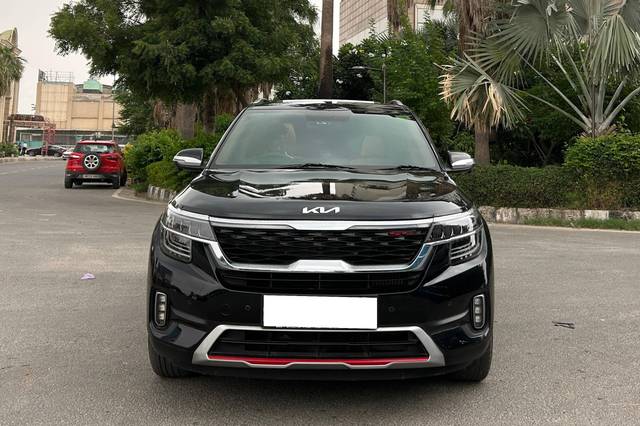 https://images10.gaadi.com/usedcar_image/4620405/original/processed_f9b3ba9a232c09404855b981f477b0e9.jpg?imwidth=6400