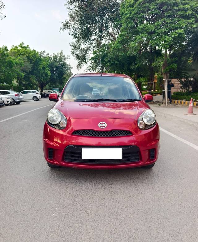 https://images10.gaadi.com/usedcar_image/4620420/original/processed_c941771687d8c2f306261eb8aa7f7989.jpg?imwidth=6402