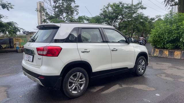 https://images10.gaadi.com/usedcar_image/4620422/original/processed_83428815425301c8645b187ed1991053.jpg?imwidth=6402