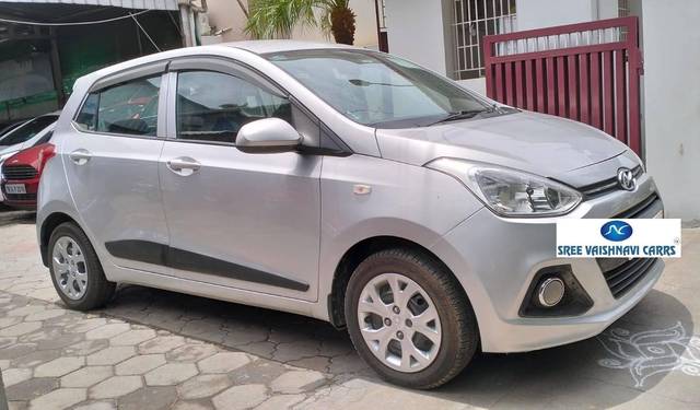 https://images10.gaadi.com/usedcar_image/4620425/original/processed_92f11bcd591ec3858ecca0a3128132ee.jpg?imwidth=6400