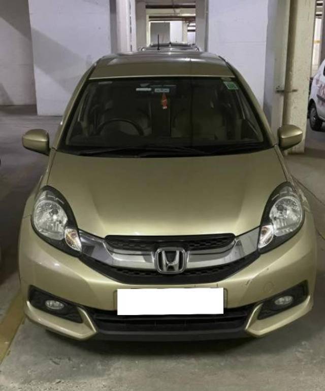 https://images10.gaadi.com/usedcar_image/4620443/original/processed_fed0de09-fd5a-4475-9d94-c4982ca97302.jpeg?imwidth=6400