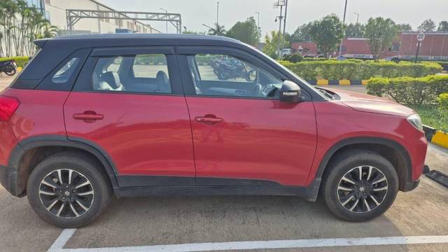 https://images10.gaadi.com/usedcar_image/4620447/original/processed_98fc4155-a0a5-4b11-a6ba-9e9a7817e1a7.jpeg?imwidth=6401