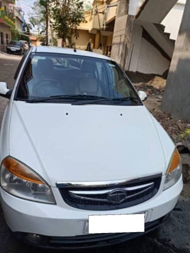 https://images10.gaadi.com/usedcar_image/4620508/original/processed_d31446b4-0324-44a2-a8ce-153936dc2e44.jpg?imwidth=6400