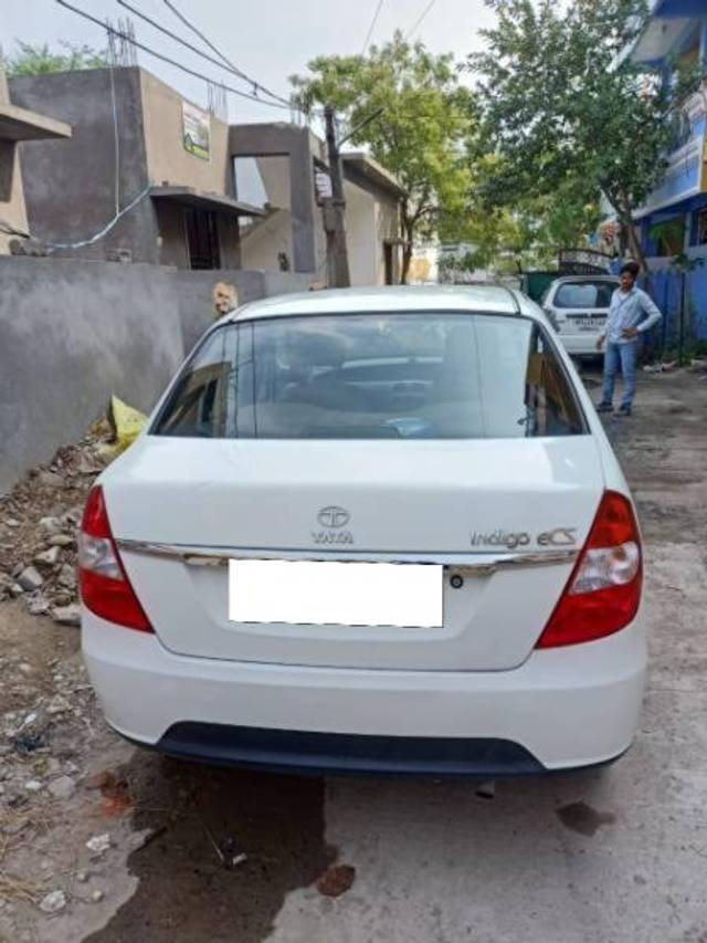 https://images10.gaadi.com/usedcar_image/4620508/original/processed_fc3c62d0-b7b3-4e91-bb1d-ae5e90aa8dca.jpg?imwidth=6402