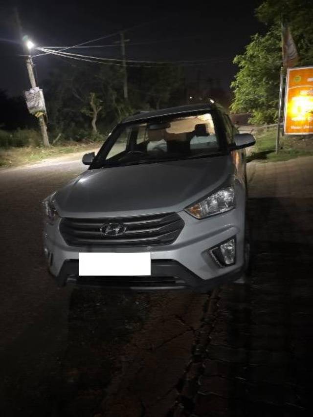 https://images10.gaadi.com/usedcar_image/4620517/original/processed_f87c9046-d60f-4a9e-bb0a-363c23d507b1.jpg?imwidth=6400