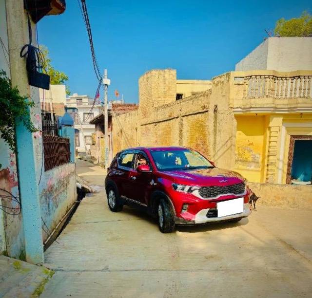 https://images10.gaadi.com/usedcar_image/4620519/original/processed_9e85c8e8-fc33-4a41-8594-4b3bf155d3f2.jpeg?imwidth=6401