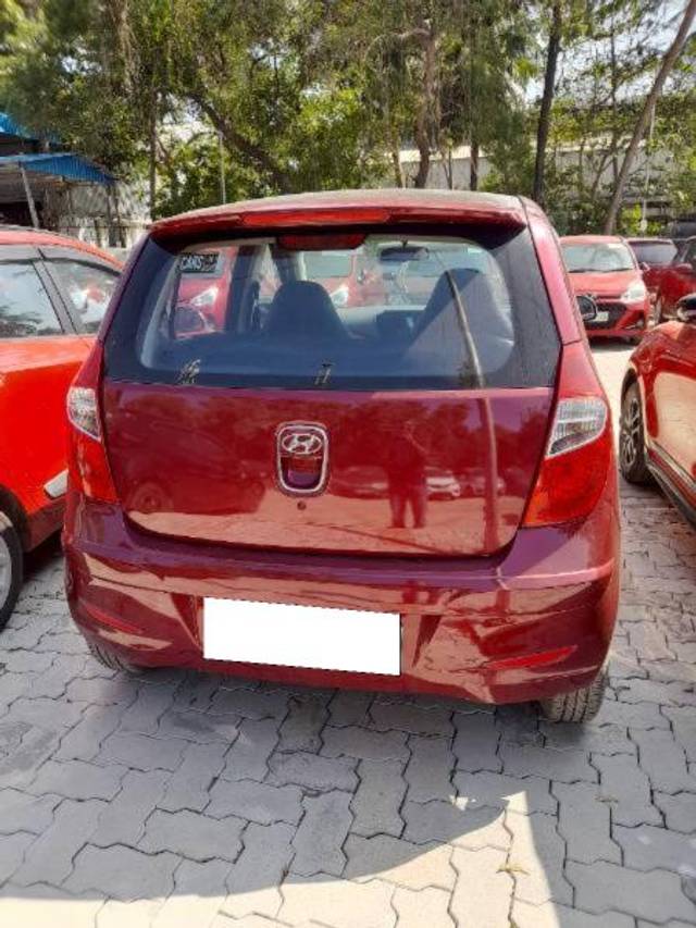 https://images10.gaadi.com/usedcar_image/4620527/original/processed_7adbb1ae-213d-4504-8af3-b0abcd8f7437.jpg?imwidth=6401