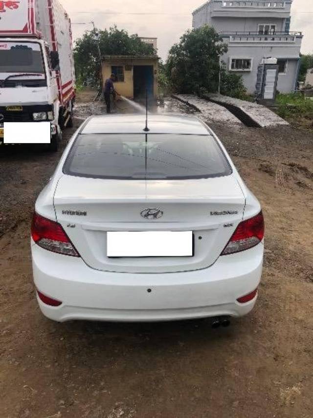 https://images10.gaadi.com/usedcar_image/4620535/original/processed_3b6834d4-2e48-4361-ac2d-1269829a1498.jpeg?imwidth=6401