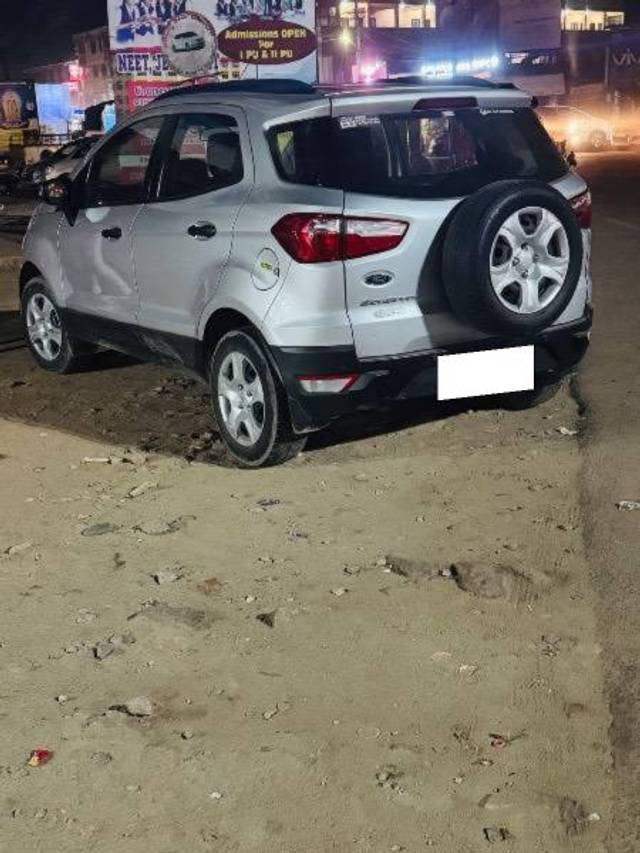 https://images10.gaadi.com/usedcar_image/4620538/original/processed_e106990e-d524-4d4b-b485-f8f49aad0043.jpeg?imwidth=6401