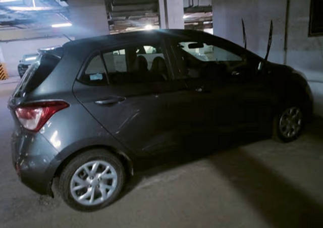 https://images10.gaadi.com/usedcar_image/4620556/original/735f9583-3a35-425a-97f0-5ef95d5ffc24.png?imwidth=6400
