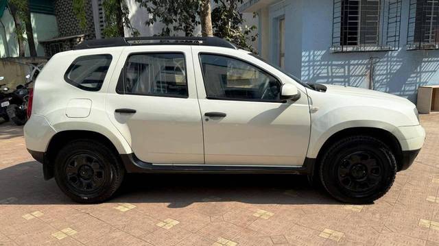 https://images10.gaadi.com/usedcar_image/4620579/original/processed_4f8b9bf1ee9456aa3641b248a6669cb3.jpeg?imwidth=6401
