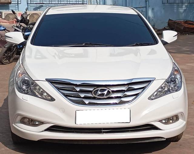 https://images10.gaadi.com/usedcar_image/4620581/original/processed_3893d001a29806468c8944c5196f1e85.jpeg?imwidth=6400