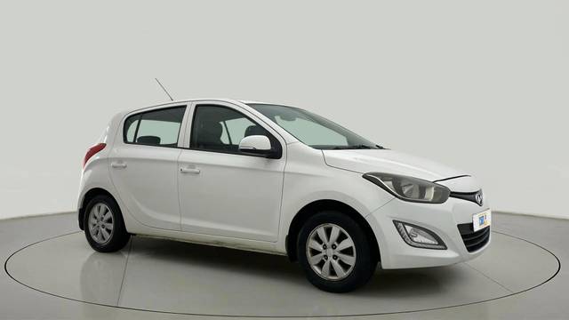 https://images10.gaadi.com/usedcar_image/4620592/original/b11ee2b4705af44d4afc7b279071244b.jpg?imwidth=6400