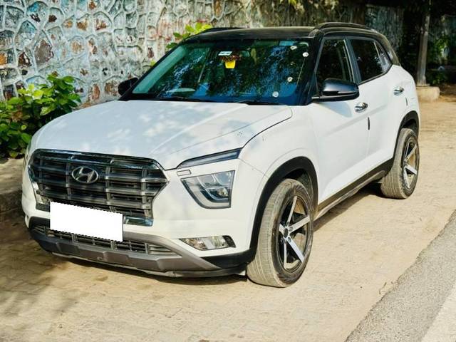 https://images10.gaadi.com/usedcar_image/4620602/original/processed_5aa177d1-a239-431b-b876-fb1d1f59d115.jpg?imwidth=6401