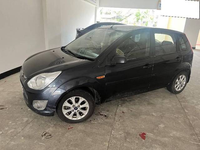 https://images10.gaadi.com/usedcar_image/4620627/original/processed_b1229f85-a1df-4e03-84da-201813633eed.jpeg?imwidth=6401