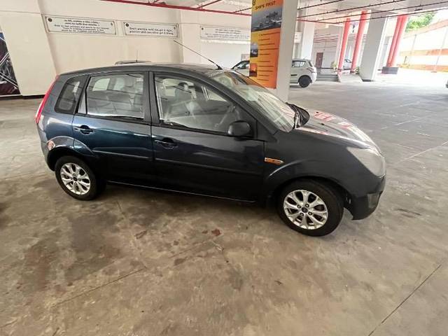 https://images10.gaadi.com/usedcar_image/4620627/original/processed_d9bfe6ba-a376-4ac1-b4d5-e0bc1fca56f1.jpeg?imwidth=6402