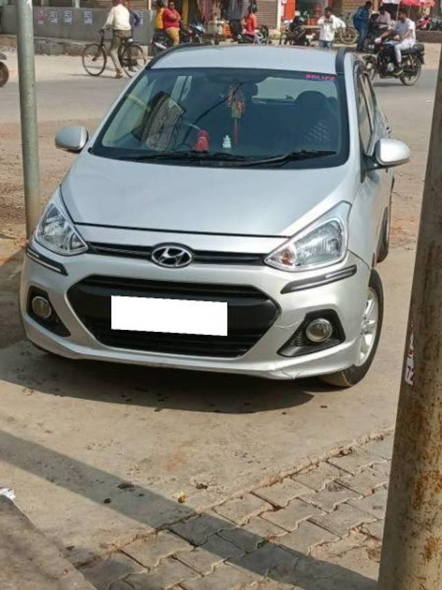 https://images10.gaadi.com/usedcar_image/4620695/original/processed_5c320158-3f5a-458b-bc67-c02dc3d1adb9.jpg?imwidth=6401