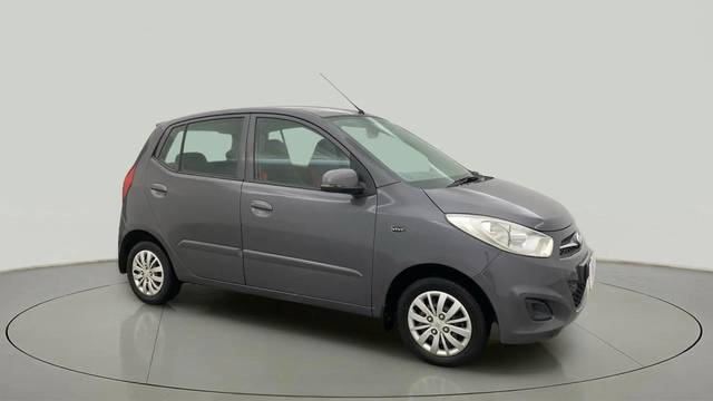https://images10.gaadi.com/usedcar_image/4620721/original/94f0b7ac0c6378ca41c297b568fe0142.jpg?imwidth=6400