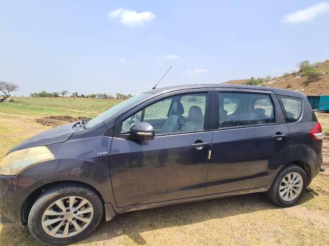 https://images10.gaadi.com/usedcar_image/4620756/original/processed_d3607b23-fa98-4eec-aefc-e425ef0af517.jpg?imwidth=6400