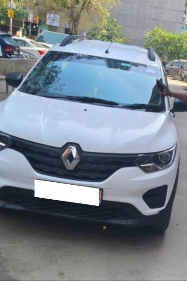 https://images10.gaadi.com/usedcar_image/4620762/original/processed_7b23051c-f7fb-4e08-a8ea-5d8d836dcfca.jpg?imwidth=6400