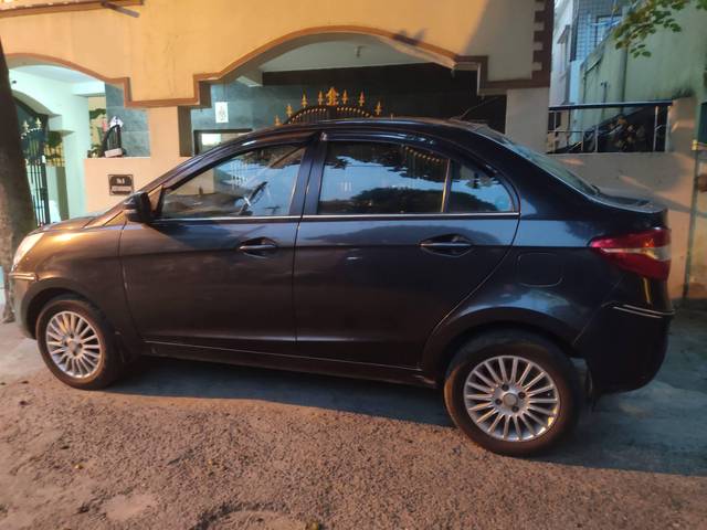 https://images10.gaadi.com/usedcar_image/4620834/original/processed_b90c71f4-ec64-4207-bb68-18b5815ca06a.jpg?imwidth=6402