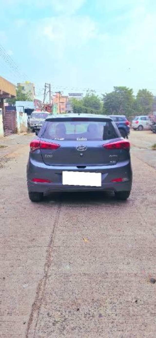 https://images10.gaadi.com/usedcar_image/4620883/original/processed_c68efe49-e09d-4ff6-89a3-b3a3d93f61f0.jpg?imwidth=6401