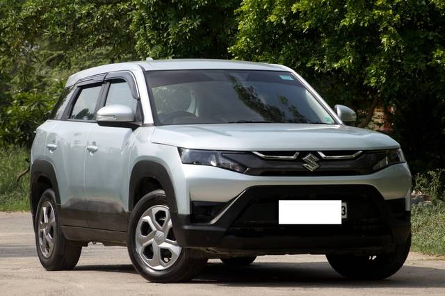 https://images10.gaadi.com/usedcar_image/4620914/original/processed_b6c2c9933068fa4bfc2780d4a4f1d450.JPG?imwidth=6400
