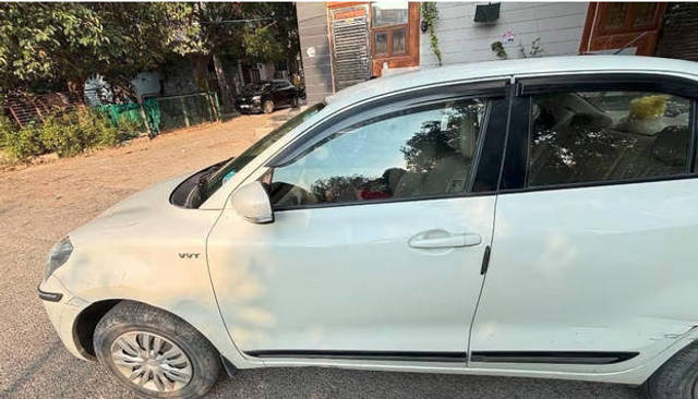 https://images10.gaadi.com/usedcar_image/4620926/original/processed_processed_ebb4331d-44ac-4ce2-a701-b409bd39524e.png?imwidth=6402