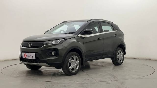 https://images10.gaadi.com/usedcar_image/4620967/original/240a72945b5ed0cfb19878459c93a19c.JPG?imwidth=6400