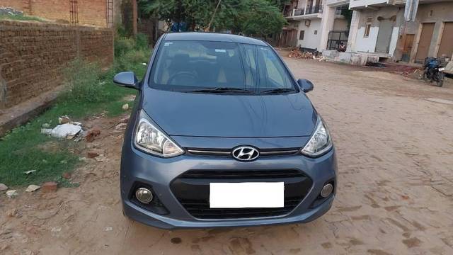 https://images10.gaadi.com/usedcar_image/4621014/original/processed_b594914e-3938-410d-a60e-13c37c943e9a.jpeg?imwidth=6402