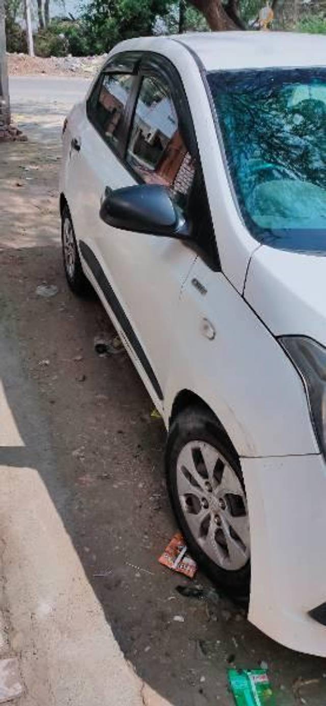 https://images10.gaadi.com/usedcar_image/4621031/original/processed_2e33e487-76a5-46ac-b512-6544458044da.jpg?imwidth=6401