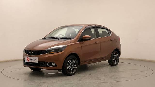 https://images10.gaadi.com/usedcar_image/4621038/original/646fe8ec39ee0e3c56511170b27aaccb.JPG?imwidth=6400