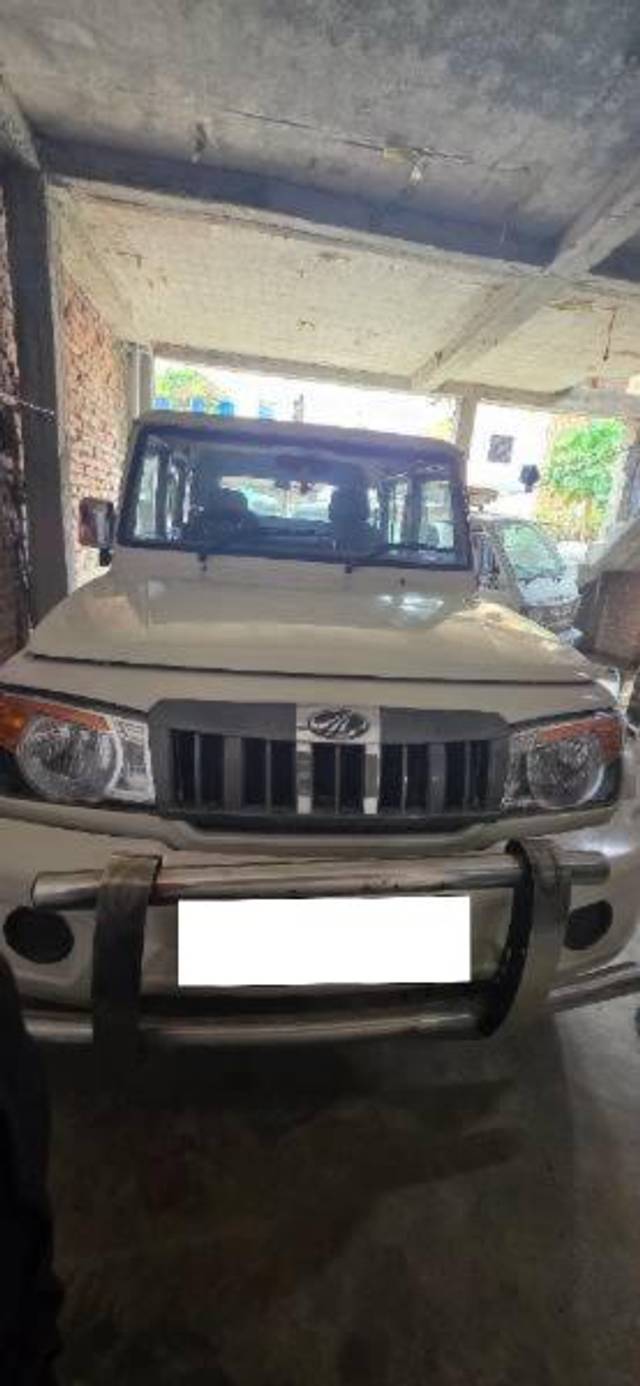 https://images10.gaadi.com/usedcar_image/4621082/original/processed_1603d0dc-bb38-4713-9bf9-87a8ba9d0db5.jpg?imwidth=6400