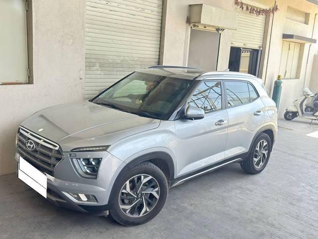 https://images10.gaadi.com/usedcar_image/4621107/original/processed_8e6a8ac0-9105-4b70-bca4-b186f37c16c6.jpg?imwidth=6400