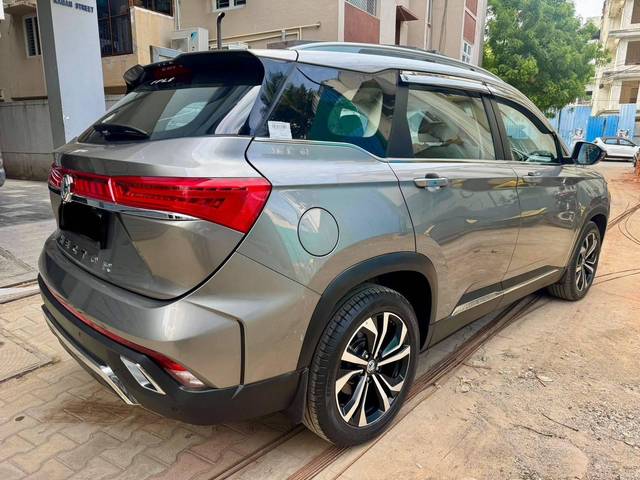https://images10.gaadi.com/usedcar_image/4621145/original/processed_1d688bdca2c528558a1f16b982e6de30.jpg?imwidth=6401