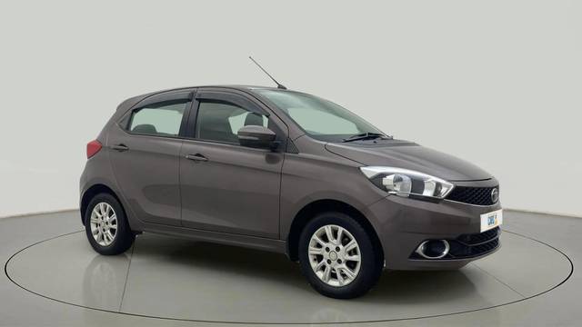 https://images10.gaadi.com/usedcar_image/4621192/original/0bcf62eb22f31849fa9e1c962a85ea89.jpg?imwidth=6400