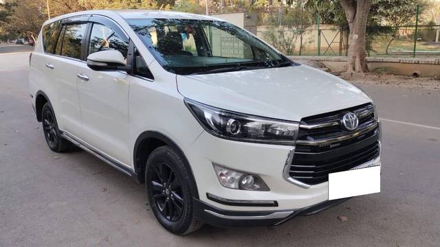 https://images10.gaadi.com/usedcar_image/4621201/original/processed_bf7ed2ea8f4aac810de70d83c9d51ab7.jpeg?imwidth=6400