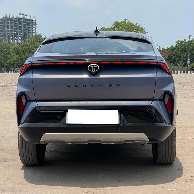https://images10.gaadi.com/usedcar_image/4621202/original/processed_1ec87fd0ea420a231d60cf5c2e9a6ad2.jpg?imwidth=6402