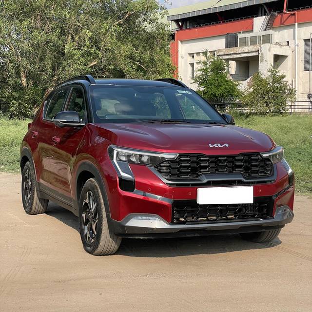 https://images10.gaadi.com/usedcar_image/4621211/original/processed_c4d9fc8a1f504be7a65198036d5d49e9.jpg?imwidth=6400