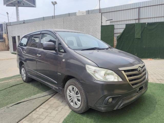 https://images10.gaadi.com/usedcar_image/4621212/original/processed_c62b5453-1dab-4e88-8a1b-410ce97f9163.jpg?imwidth=6400