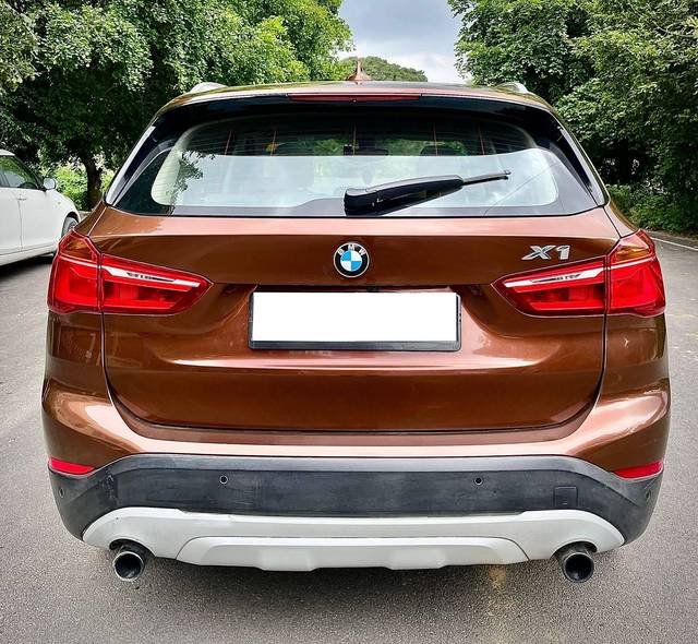 https://images10.gaadi.com/usedcar_image/4621239/original/processed_15bb47186bb95284fcc52a360c8766e4.jpg?imwidth=6402