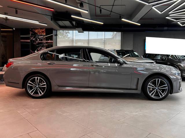 https://images10.gaadi.com/usedcar_image/4621260/original/processed_27e02cf5c695b252e4d1b6c05a758021.JPG?imwidth=6401