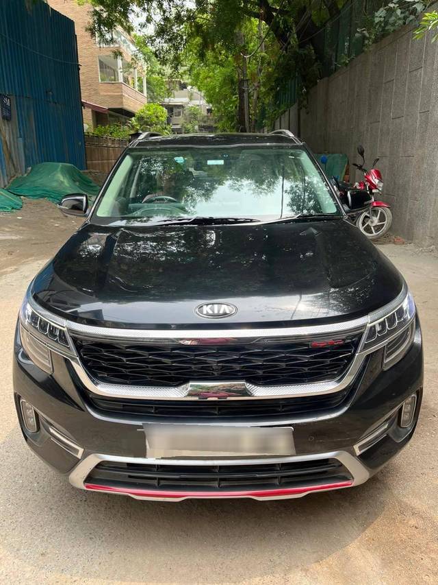 https://images10.gaadi.com/usedcar_image/4621265/original/processed_9fc80b0c984dba0b1b62d07210d00d89.jpg?imwidth=6400