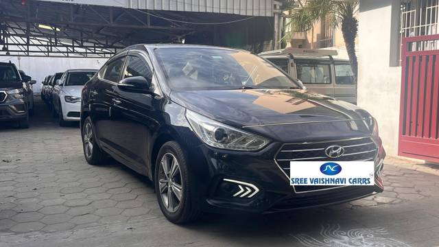 https://images10.gaadi.com/usedcar_image/4621274/original/processed_b188914696d4f0838aa11b0710035e33.jpg?imwidth=6400